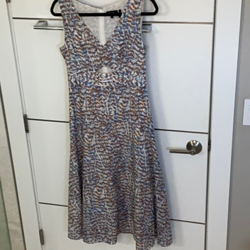 Theory White and Blue Sleeveless V-Neck Sundress